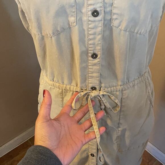 H&M L.O.G.G khaki button dress - Picture 8 of 9